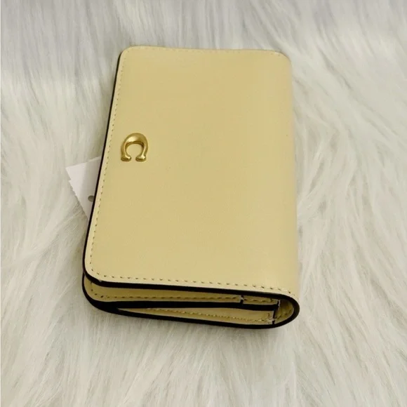 Coach Essential slim Card case - Picture 7 of 15